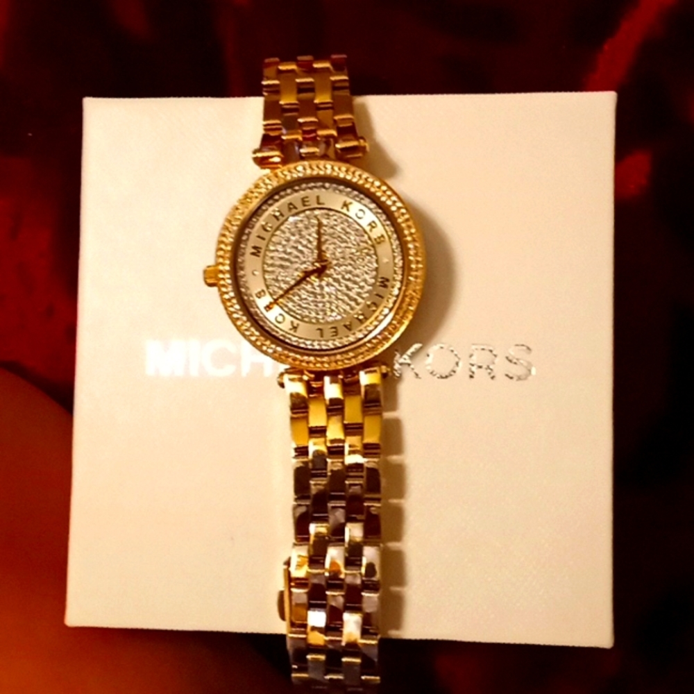 MICHAEL KORS GOLD WATCH